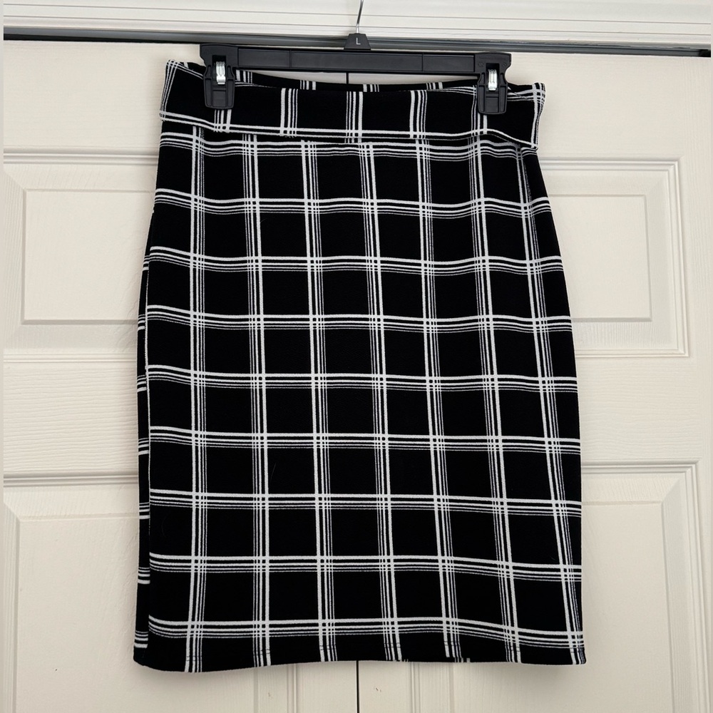 LuLaRoe Cassie Pencil Skirt size medium